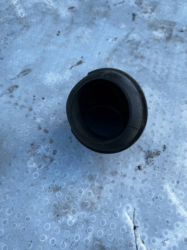 фото №1, Резиновый элемент впуск bmw 5 e39 оригинальный номер 1437886