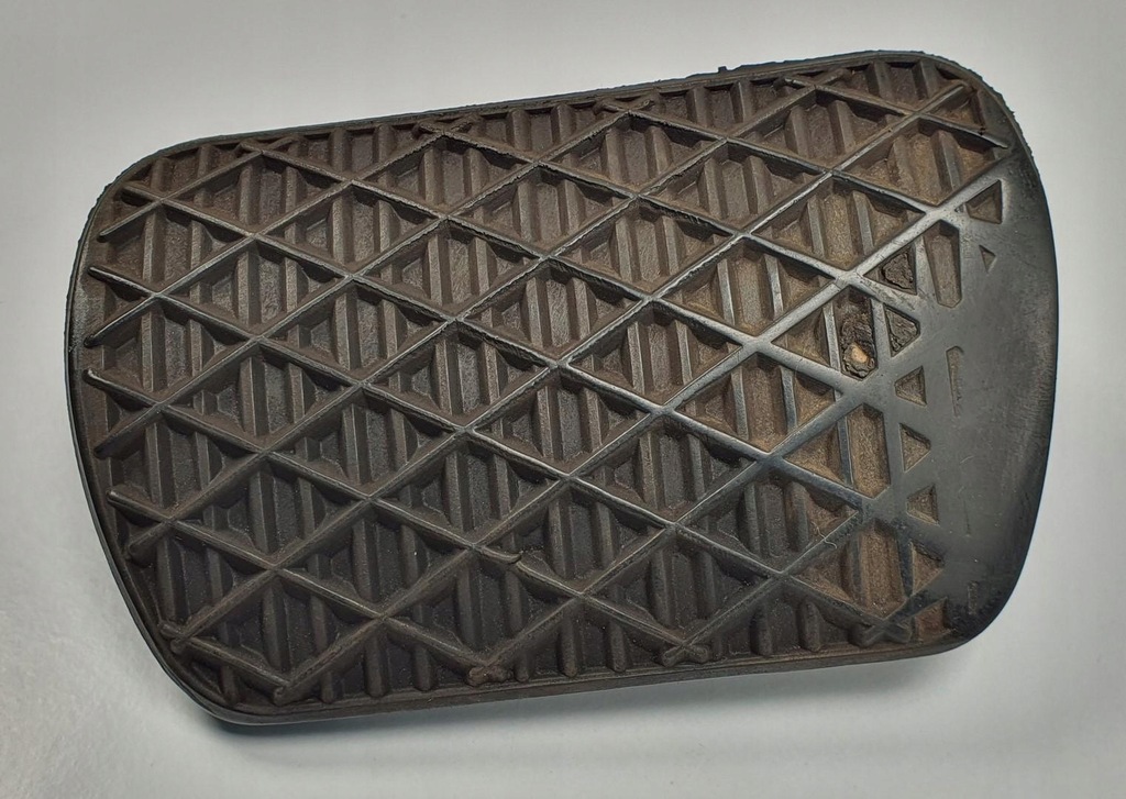 фото №1, Резиновый элемент накладка na педаль тормоза mercedes w126