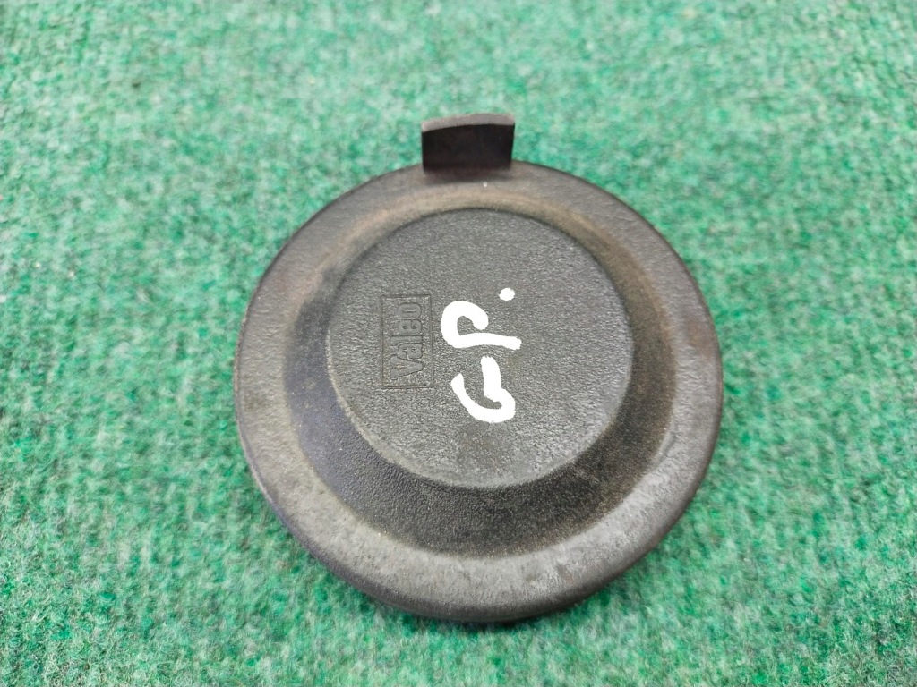 фото №1, Заглушка кришка гумка лампи 89004031 grande punto evo оригінал