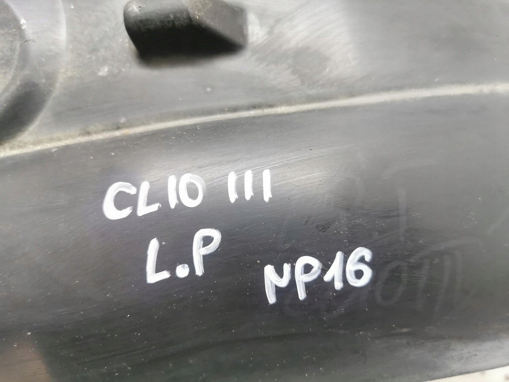 фото №4, Подкрылок левый перед renault clio iii 8200289945