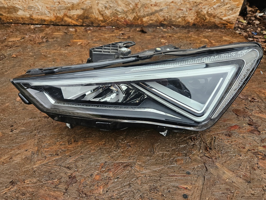 фото №1, Seat leon iv full led лампа левая перед передняя