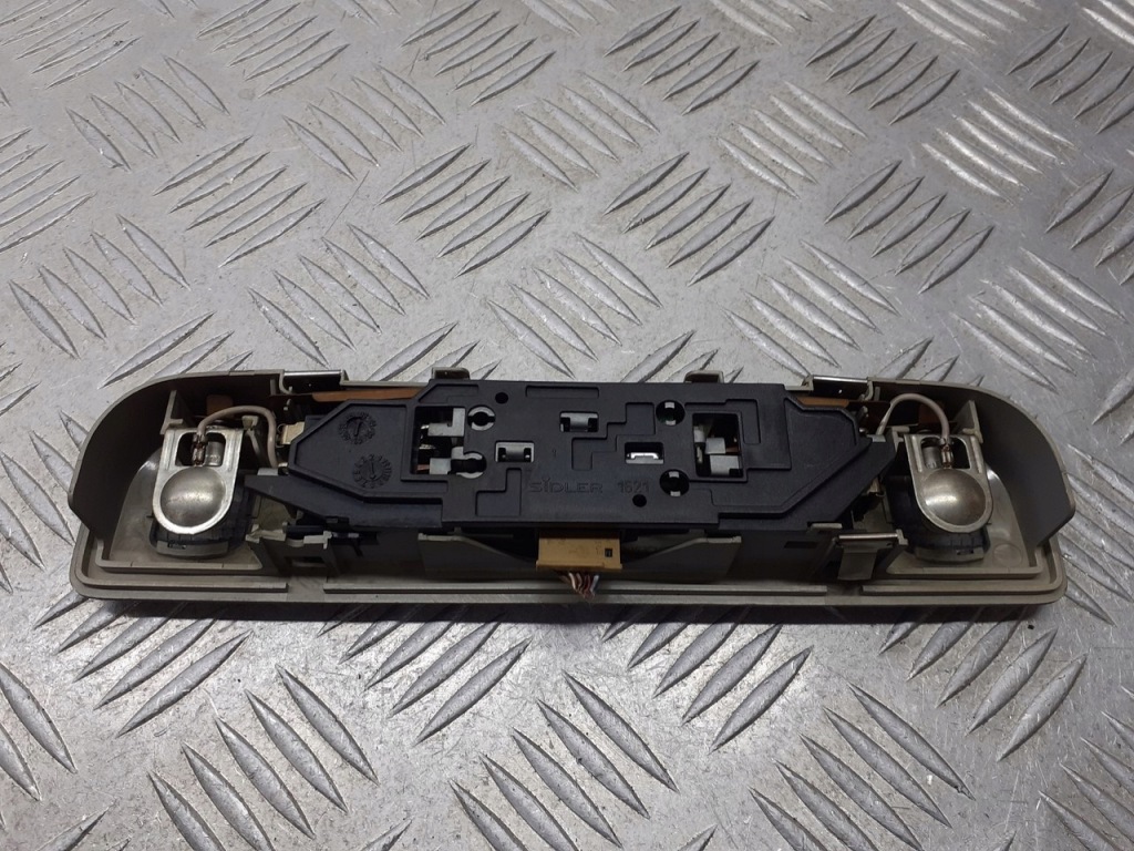 фото №3, Лампа освещение кабины салона audi a3 8l 1.9 tdi 8l4947111