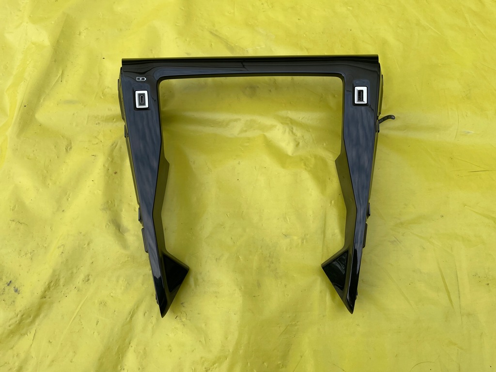 фото №1, Peugeot 208 ii панель рамка радио usb