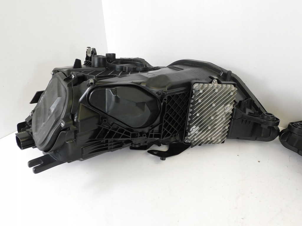 фото №12, Audi a7 c8 4k лампа права ліва matrix hd повний 4k8941036f 4k8941035f