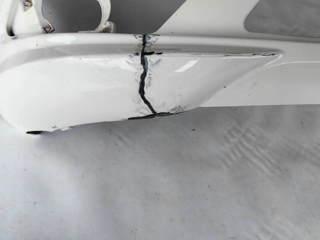 фото №4, Mercedes c-klasa w204 amg - бампер перед