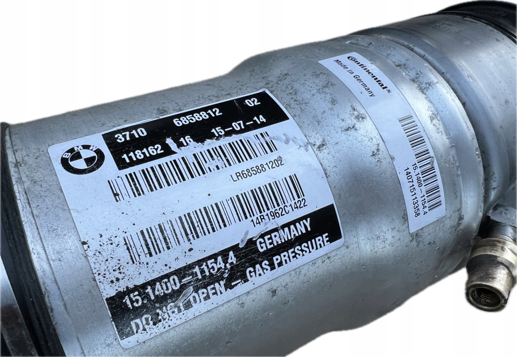 Оригинальный номер bmw 7 f01 f02 f03 f04 амортизатор пневматический задний  задний правый 6858812 Оригинал