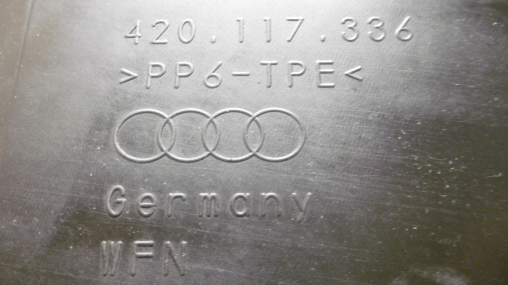 фото №3, Audi r8 420 06- впуск воздухозаборник воздуха 420117336