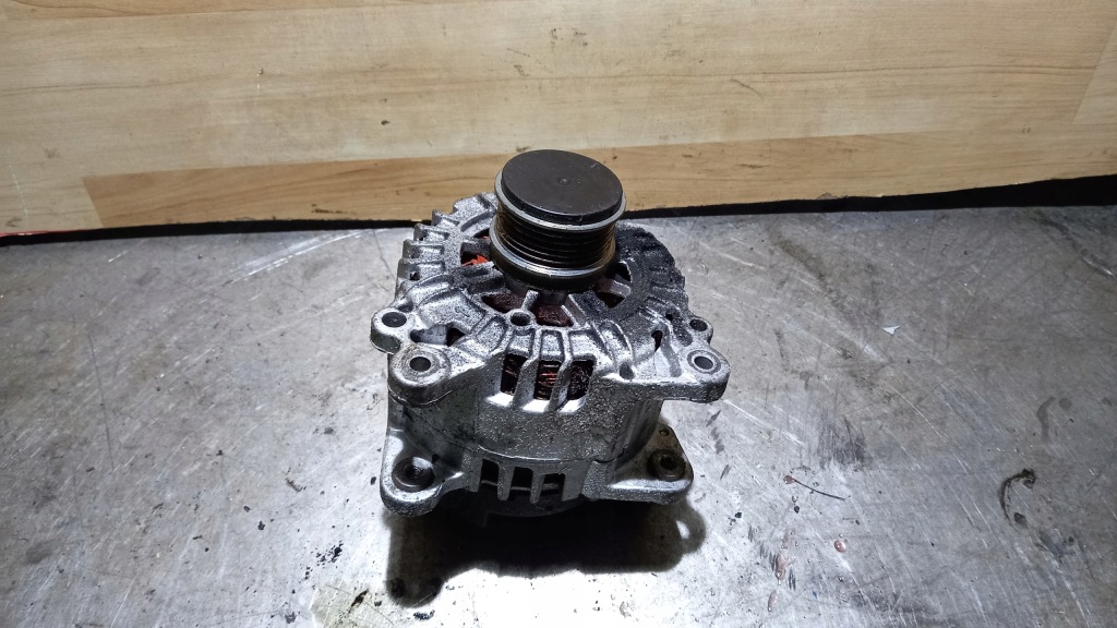 Купить Генератор 021903026c vw passat b6 1.9 tdi