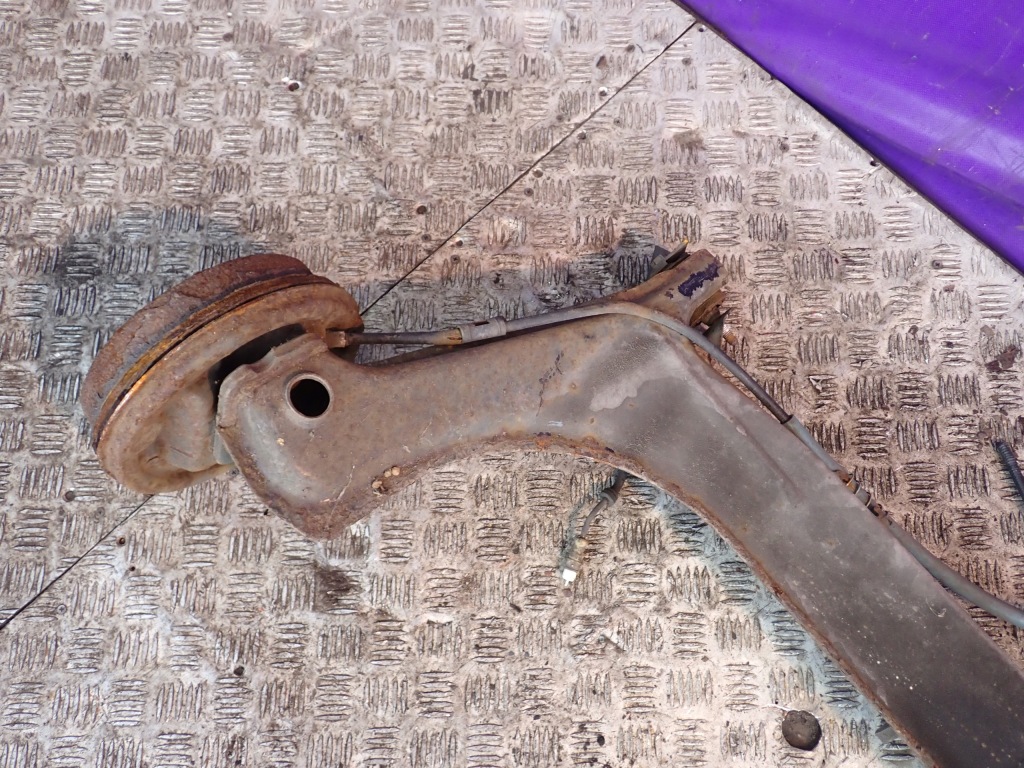 фото №2, Renault twingo i 00-04 oś задня балка задня