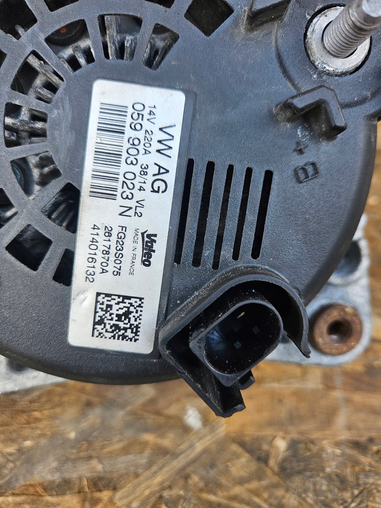 Генератор vw volkswagen 059903023n в Украине