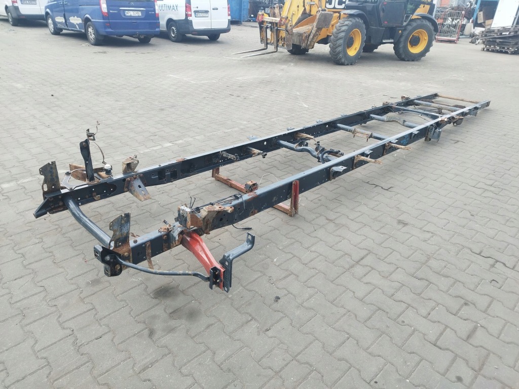 Рама iveco daily 35s одинарні колесо 2006r- колісна база вісі 395 cm в Україні
