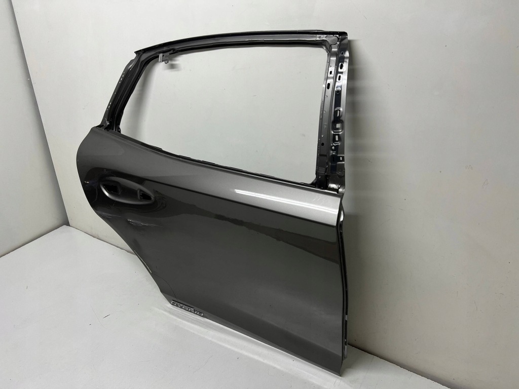 Lexsus ls 5 v hybrid дверь правое  задняя Доставка