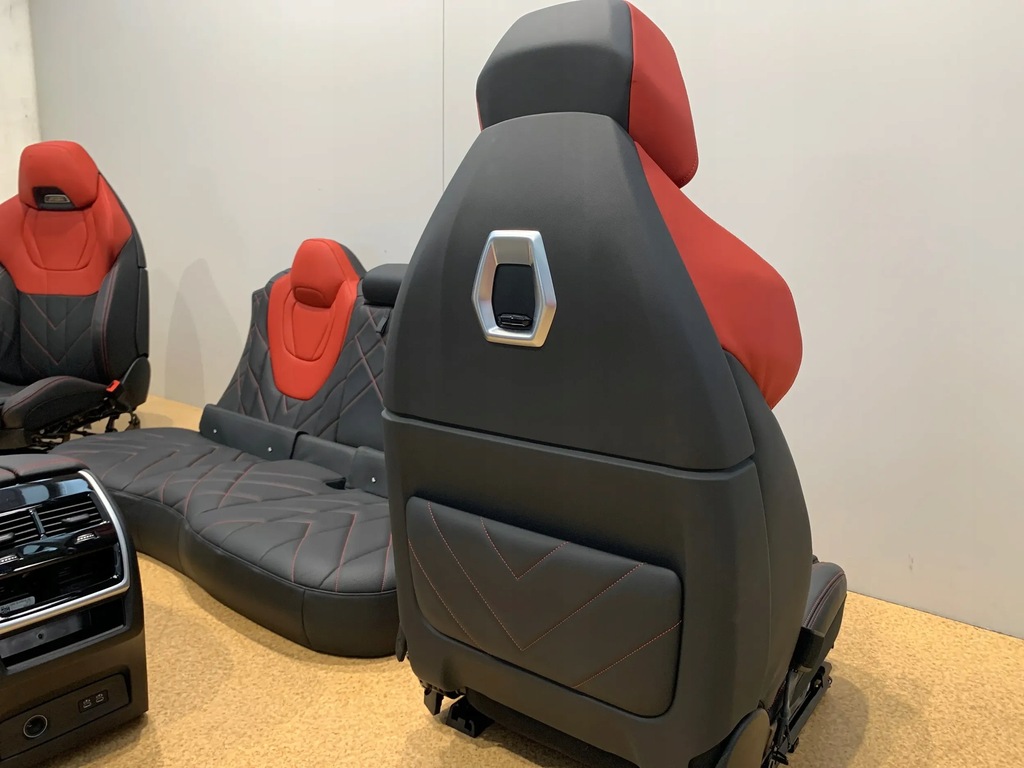 фото №14, Bmw xm g09 сиденья заднее сиденье обшивки 1/500 label red jak nowe