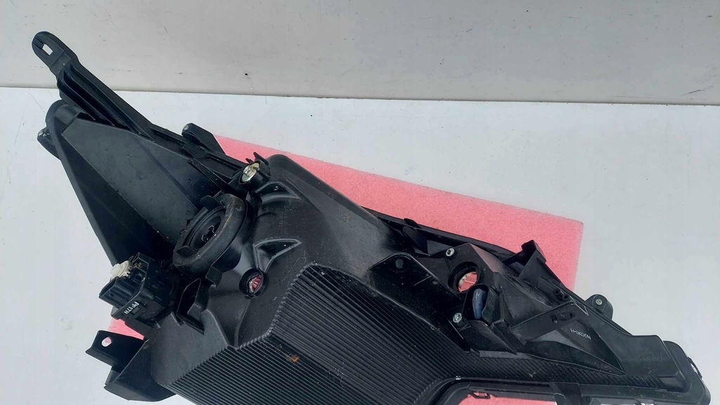 фото №11, Mitsubishi space star lift 19- лампа левая перед передняя 1992