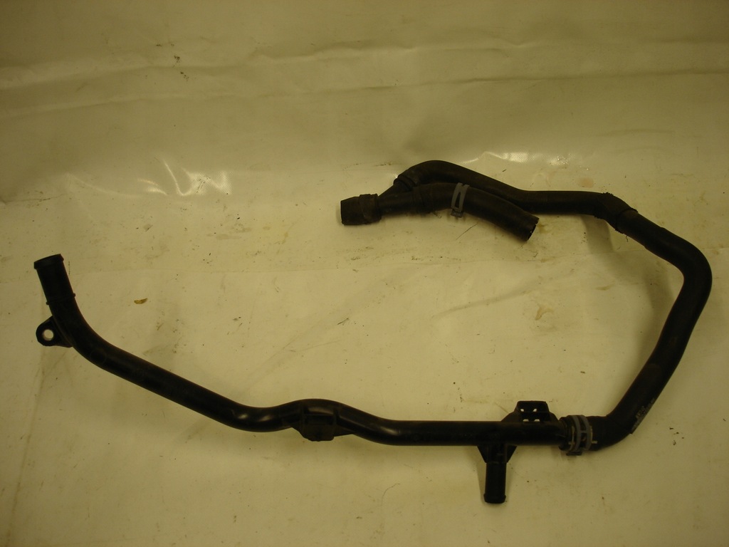 фото №1, Skoda kamiq труба wąż wody 04c121070b