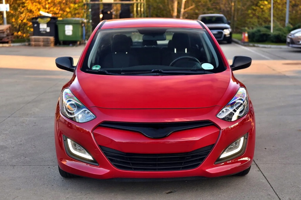 Hyundai i30 2 gd 2011-2017 фара противотуманная drl led левая 92201a6110 Доставка