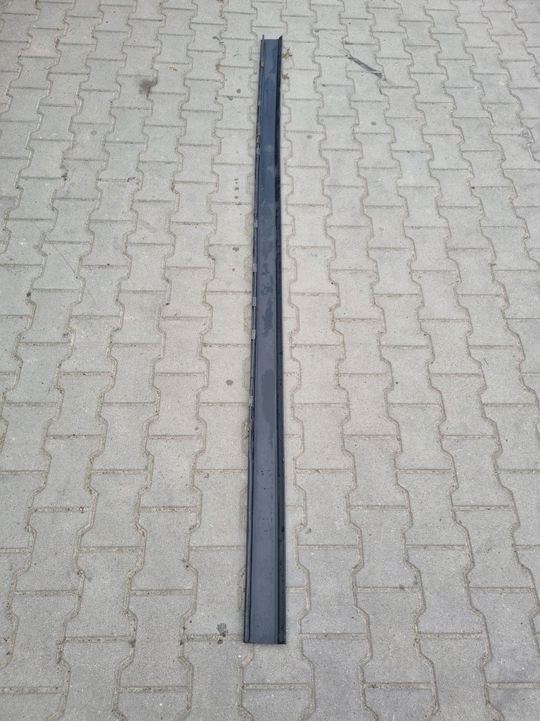 фото №6, Молдинг нижняя резиновый элемент надстройка межосевой volvo fh 4