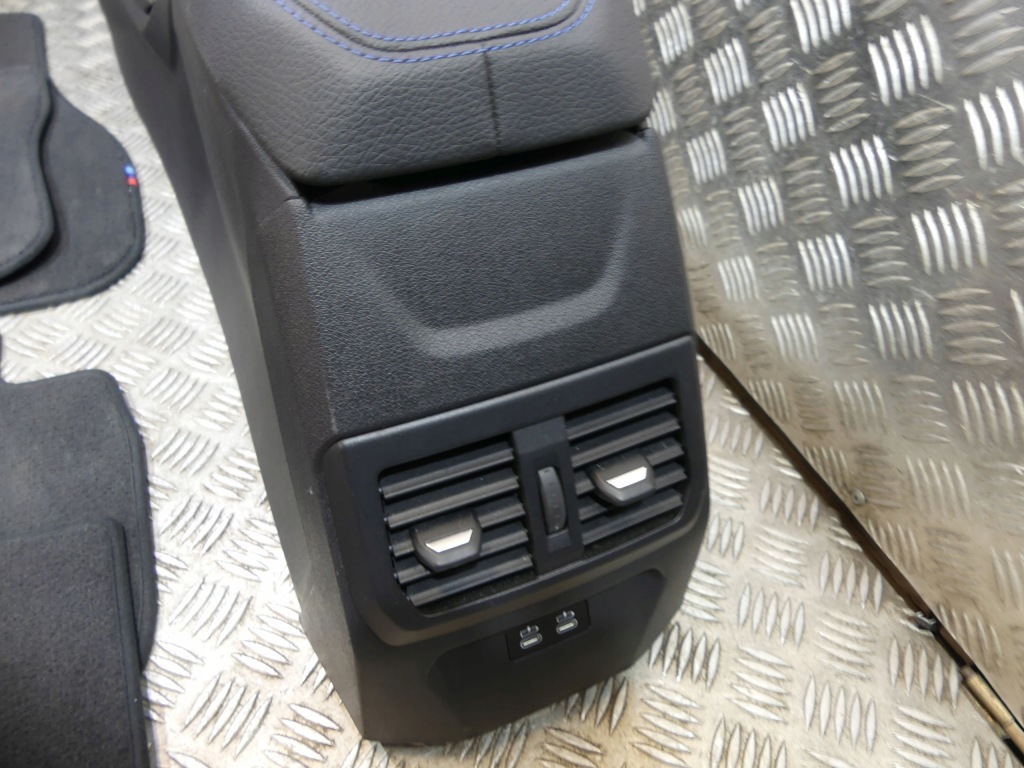 фото №16, Bmw 1 f40 оббивка сидіння підігрів заднє сидіння обшивки тунель alcantara trigon