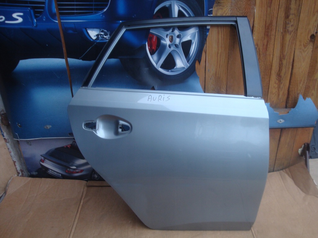 фото №1, Toyota auris ii дверь задние правое