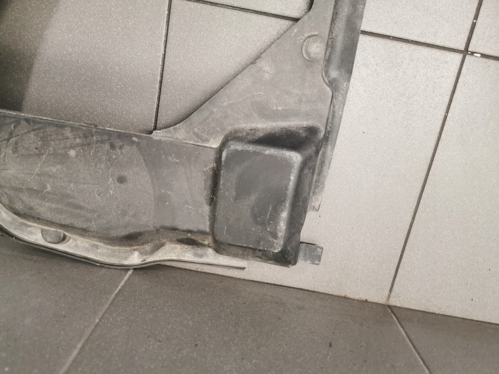 фото №5, Жабо левая audi a8 d3 eu 4e1819447j