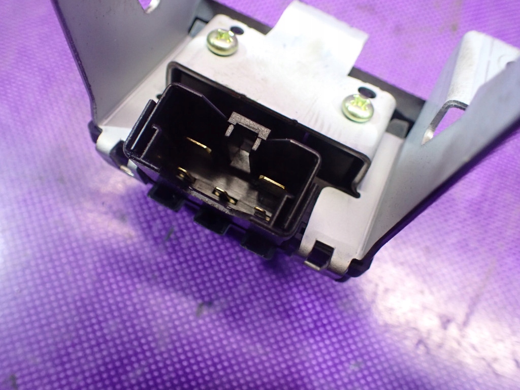 фото №5, Hyundai tucson i 04-10 elektrorygiel датчик крышки 919502e000