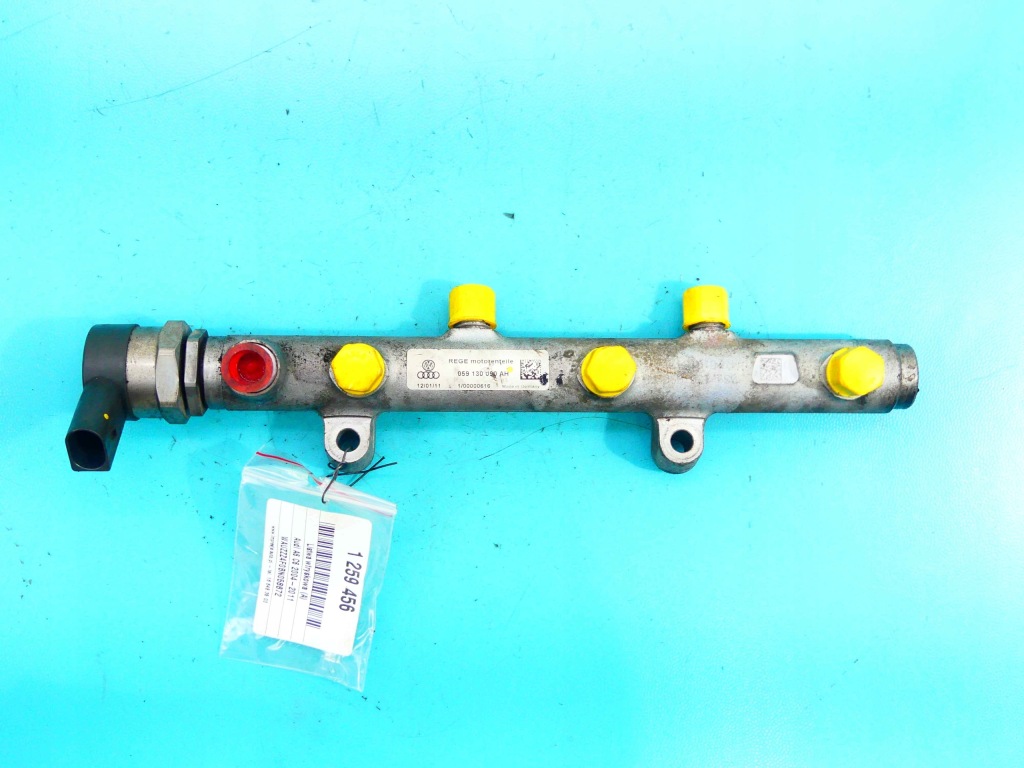 Купити Молдинг упорскування датчик audi a6 c6 3.0 tdi cap