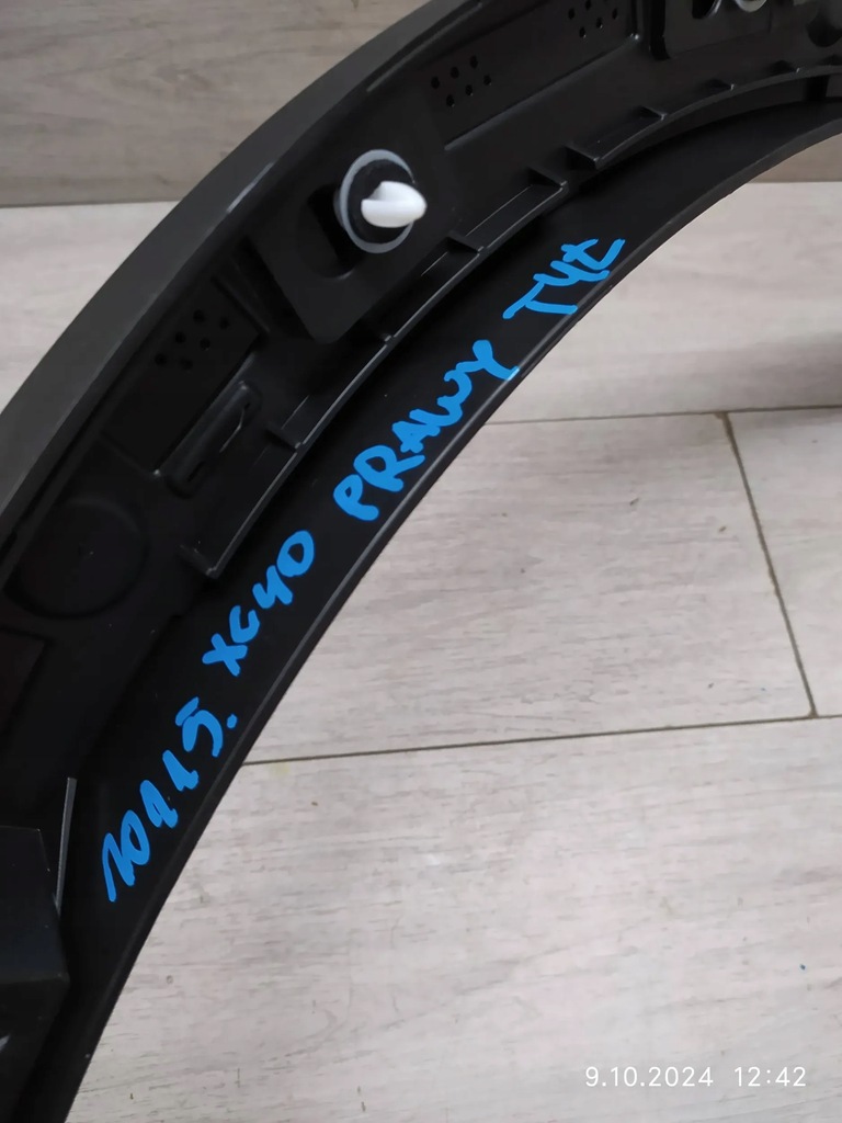 фото №6, 10115. volvo xc40 молдинг крыло правый задняя 32314918