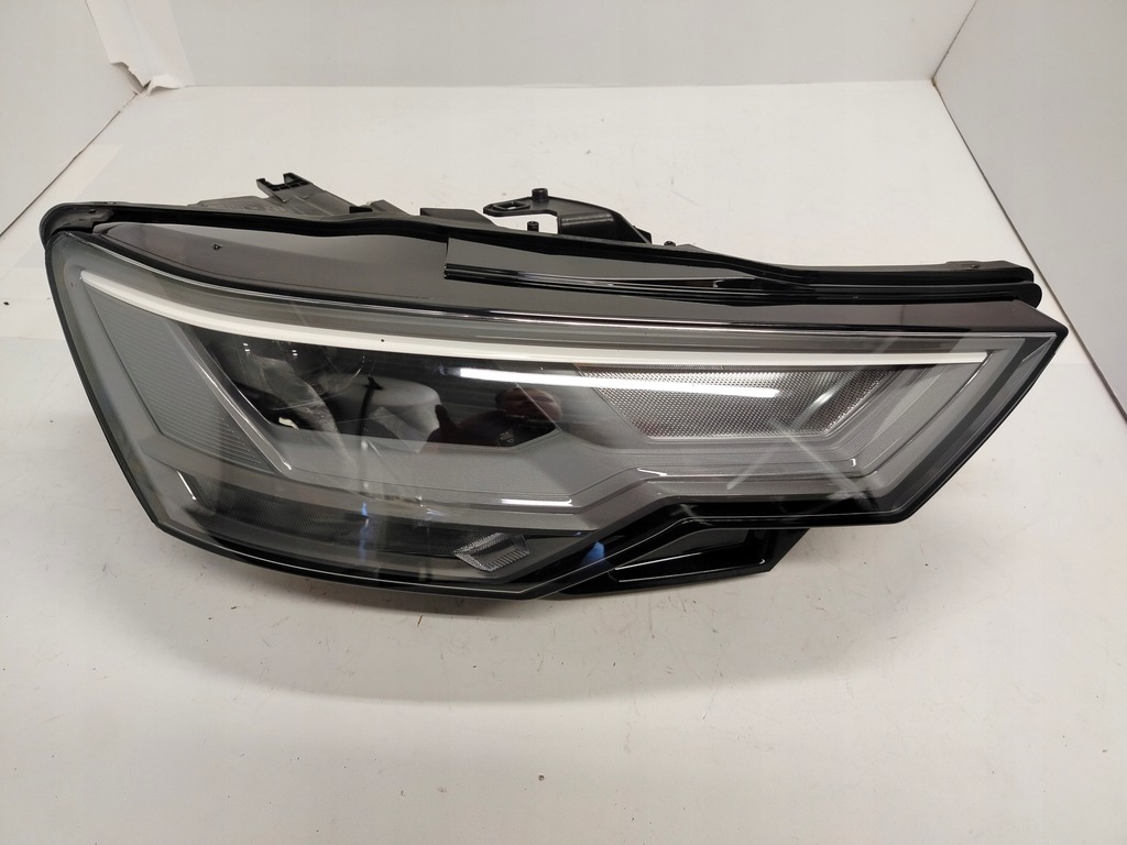 фото №1, Audi a6 c8 4k led лампа правая