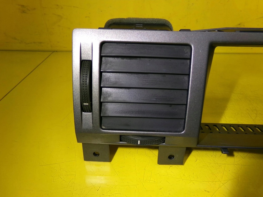 фото №7, Решётка обдув opel signum 09177133 nr328