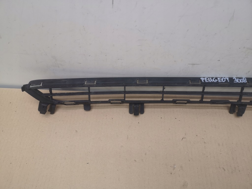 фото №7, Решётка средняя бампер перед peugeot 3008 i lata 09-12 przed lift