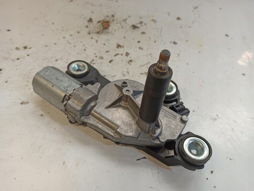 фото №10, Volvo v40 ii 2 моторчик дворники задняя задний 0390201884