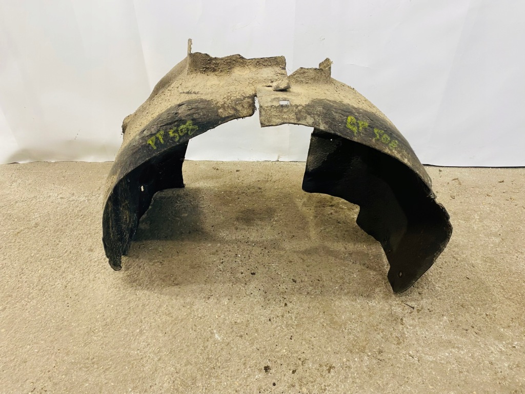 Купить Подкрылок правое  передние peugeot 508 рестайлинг  #207