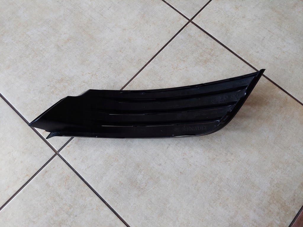 фото №5, Решётка бампера - перед - renault megane iv - 2016