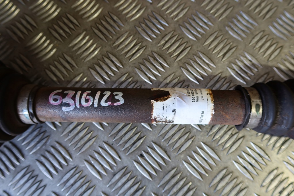 фото №3, Приводной вал левая citroen ds3 9686025580