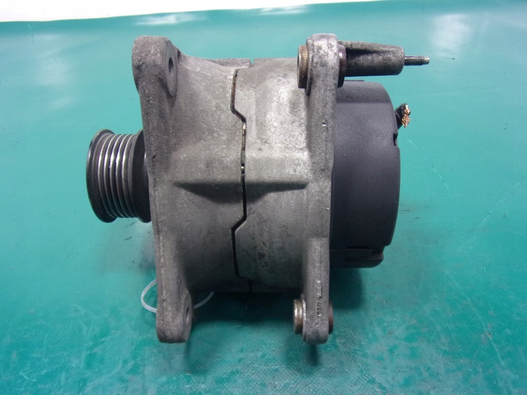 Audi a4 b5 1.8 20v генератор 028903018ax Киев