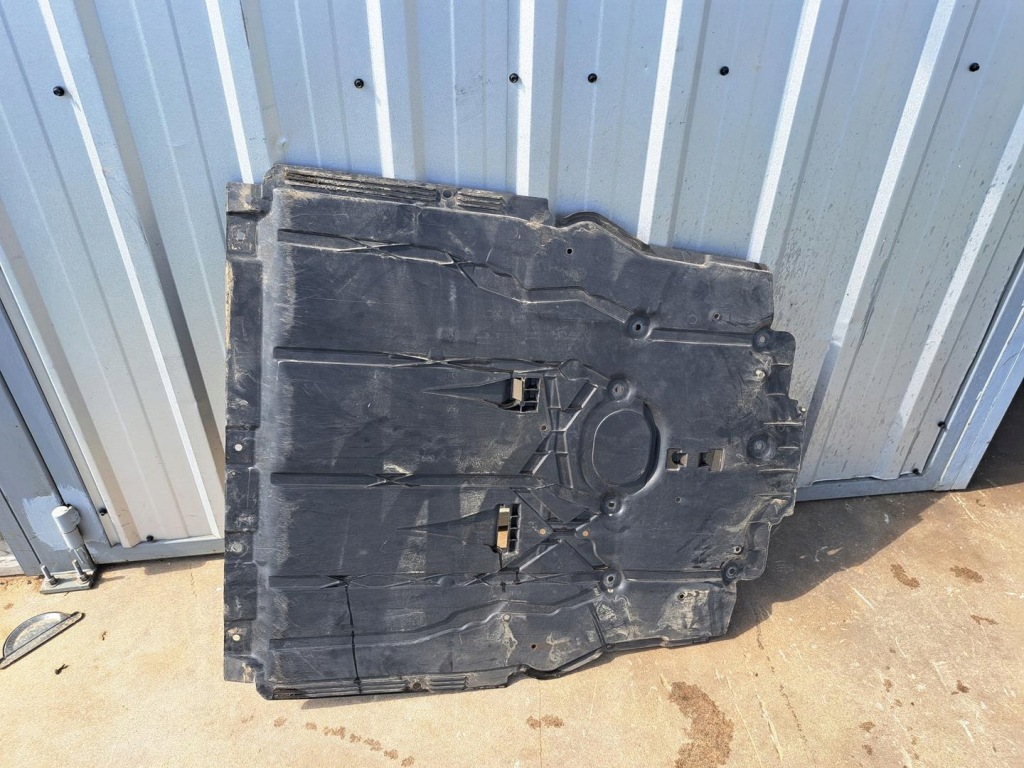 фото №1, Mercedes w247 b-klasa захист плита pod двигун dół