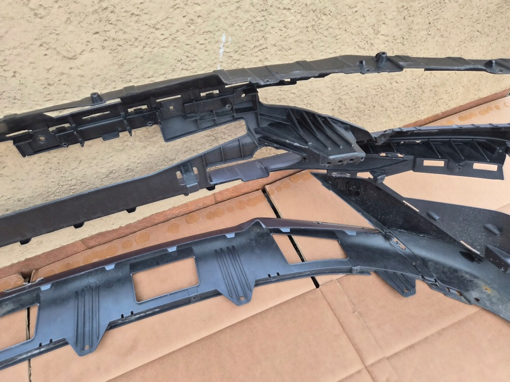 Бампер перед hyundai elantra vii рестайлінг  оригінал в Україні