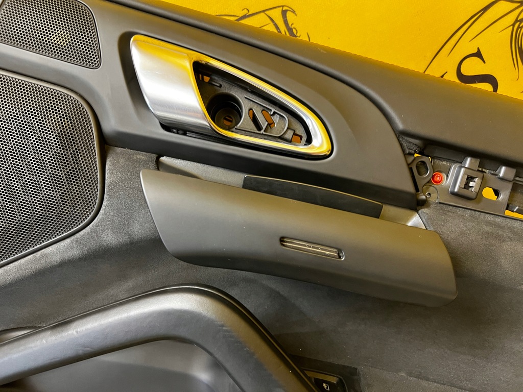 фото №7, Обшивка оббивка двері задня правий porsche cayenne 7p5 lift bose