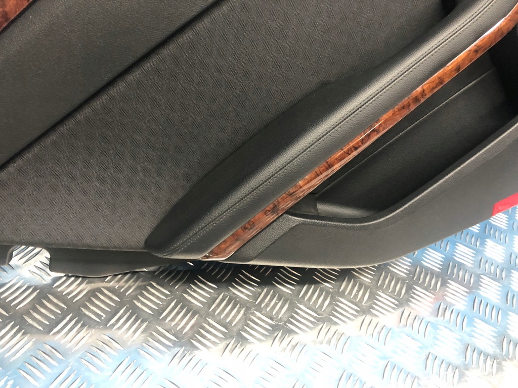 фото №7, Mercedes w212 обивка обшивка дверь левый задняя