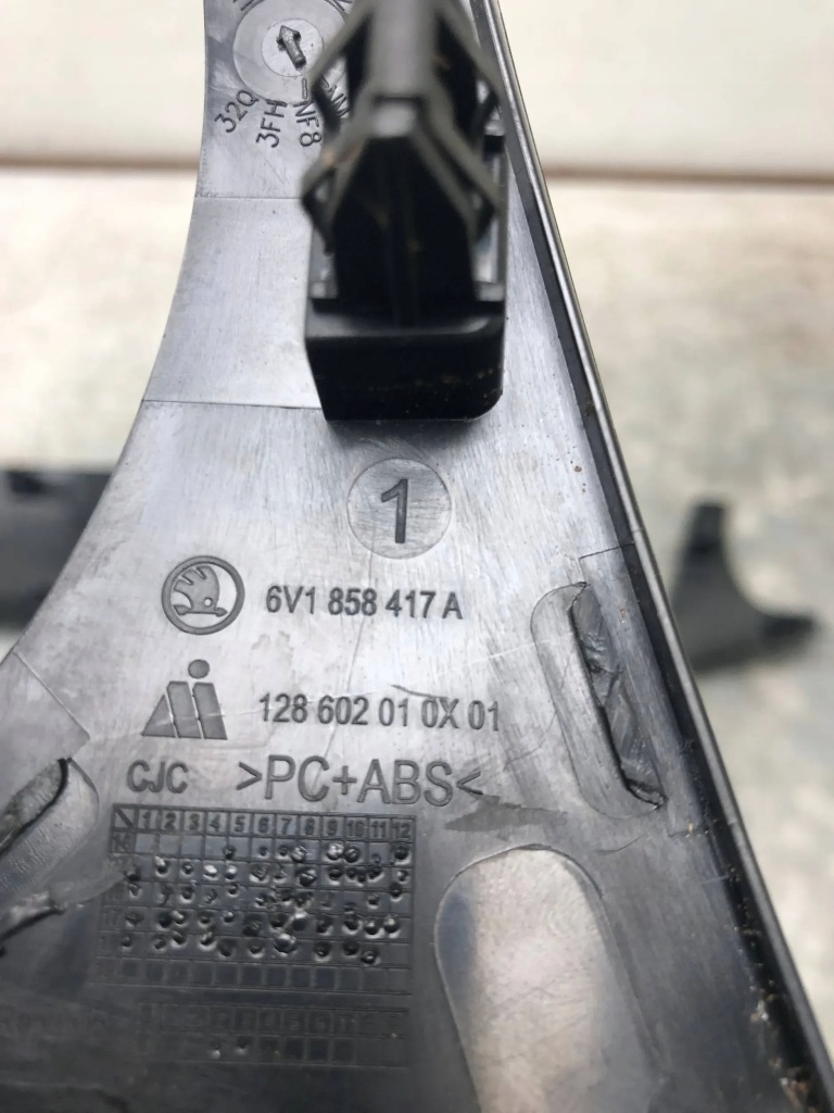 фото №8, Молдинг dekor консоли skoda fabia iii 6v1858418a 6v1858417a