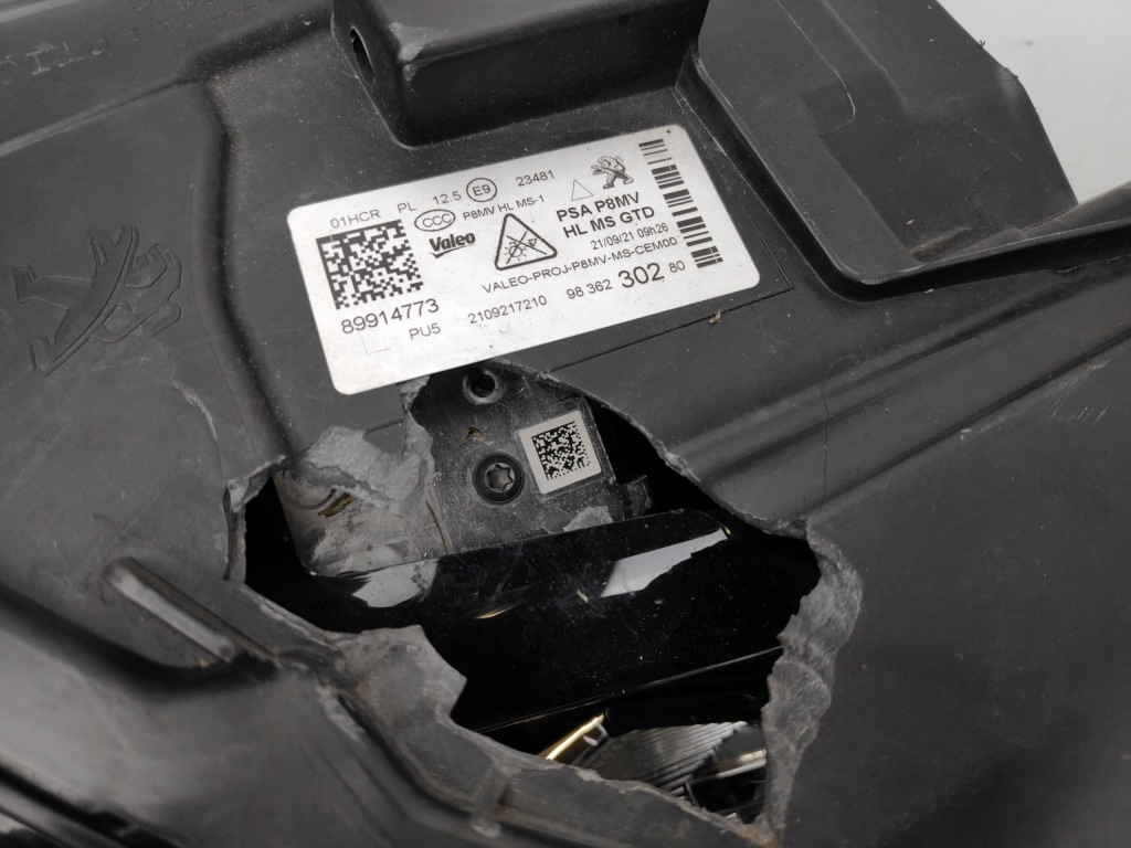 Peugeot 3008 5008 ii рестайлинг  лампа левый перед передняя 89914773 Оригинал