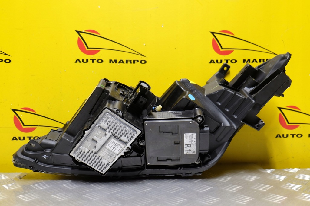 фото №14, Toyota avalon 2019 limited фара лампа led usa