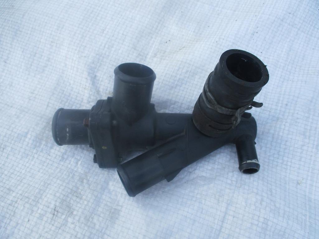 фото №1, Корпус термостата tribute ford maverick 3.0 v6