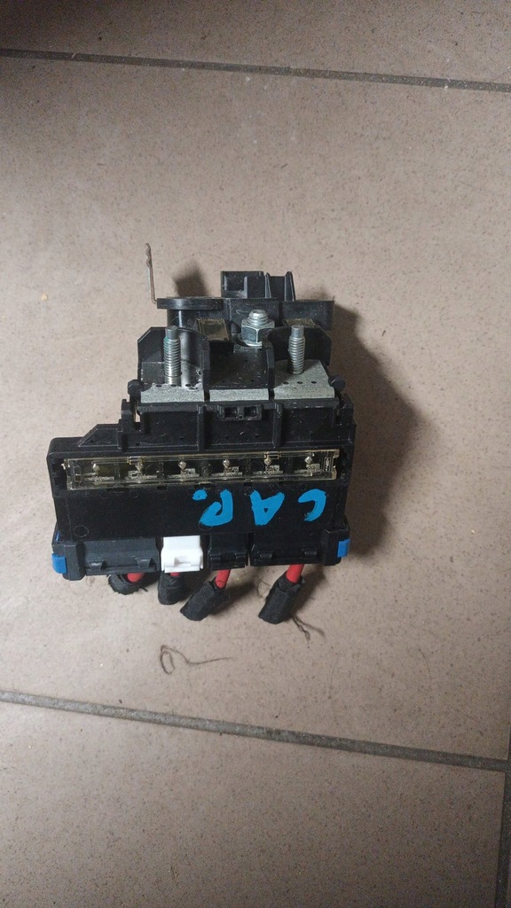 фото №4, Распределитель тока клемма плюсовая renault captur ii состояние jak новый