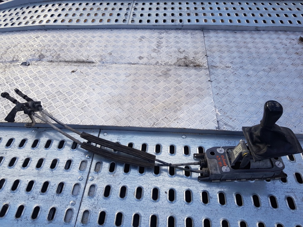 Купить Skoda octavia ii 1.9 tdi домкрат тросы переключения передач