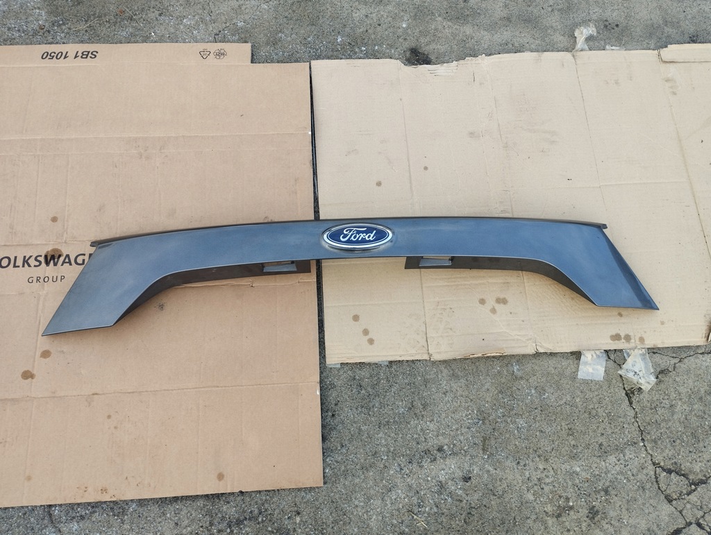 фото №1, Ford kuga mk2 lift накладка крышки багажника задняя