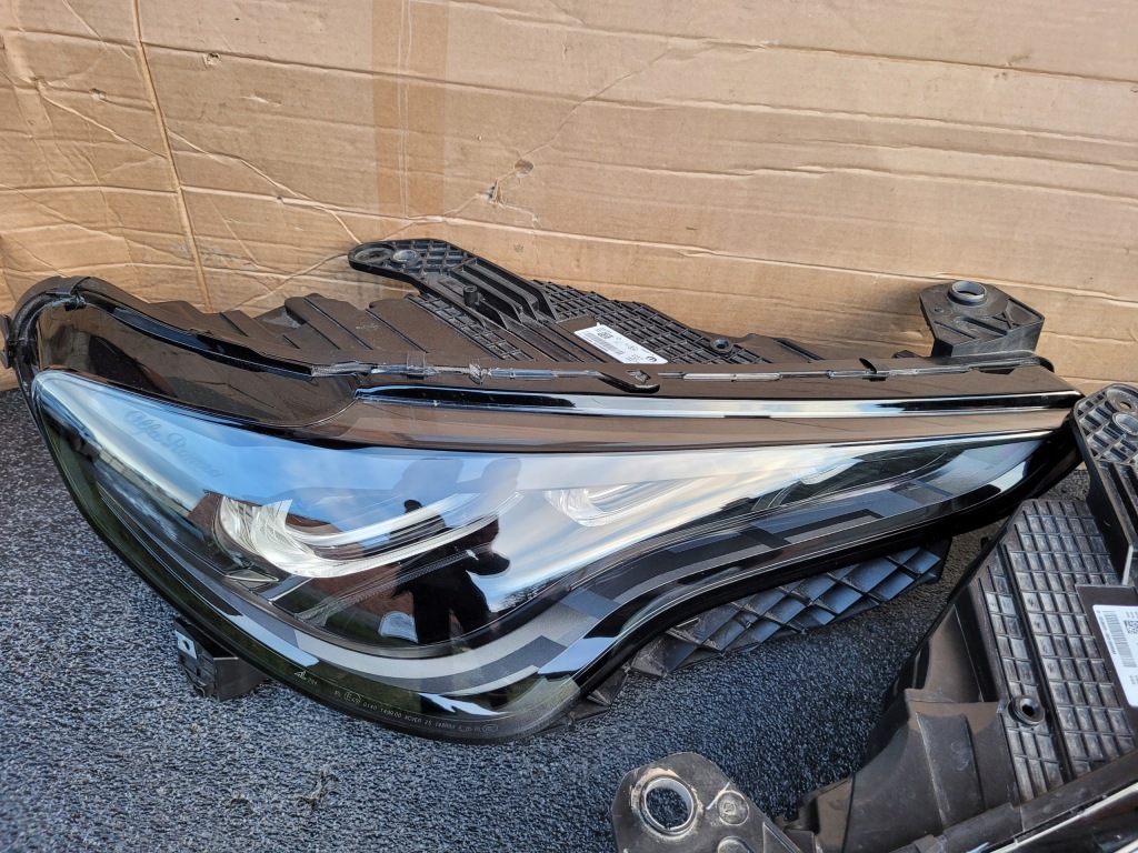 Alfa romeo stelvio фара ліхтарі  ліва правий перед передні full led рестайлінг Доставка