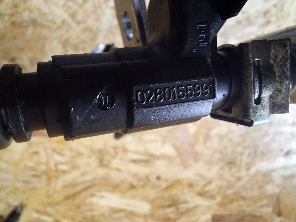 Купити Молдинг упорскування форсунки 04891192aa mini r50 1.6i