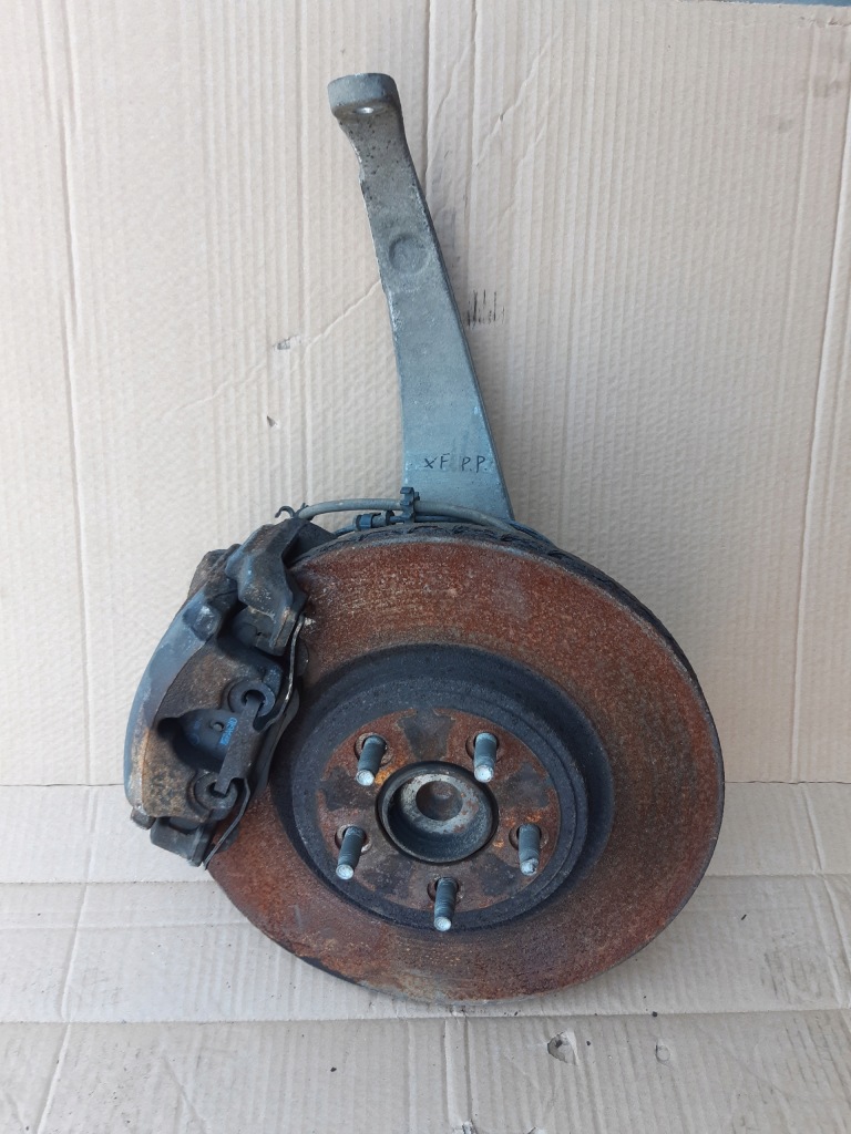 фото №1, Поворотный кулак правый перед jaguar xf 2.7