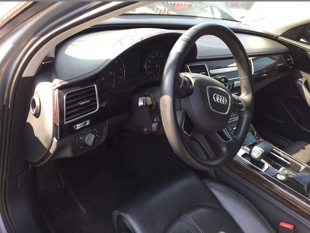 фото №7, Audi a8 d4 приборная панель приборная ремни подушка безопасности комплект